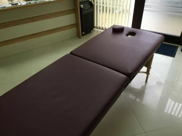 Inexpensive two-section massage bed - low-budget massage couch model - Image 7