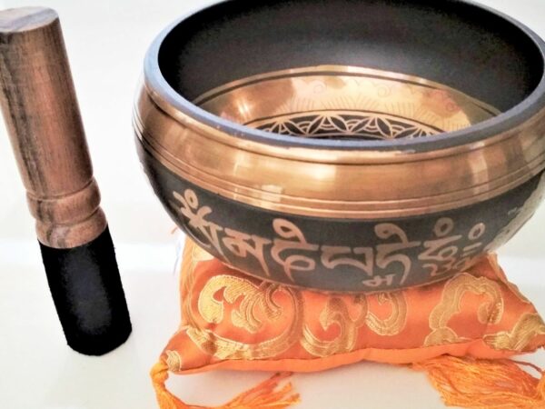 Antique Tibetan singing bowl Series C 13 cm