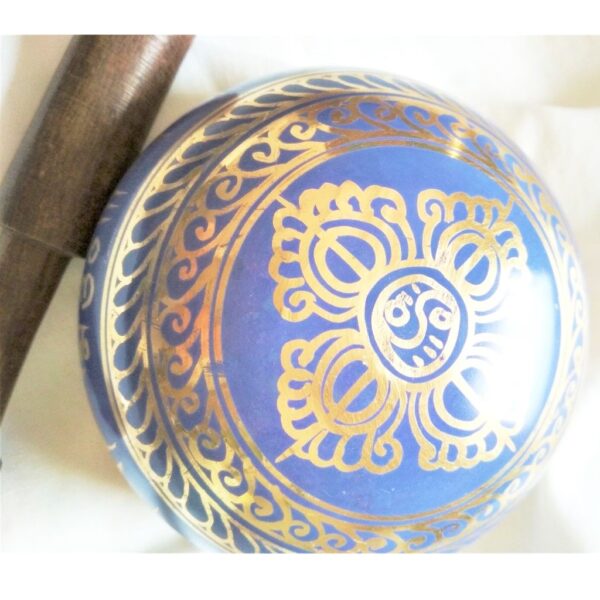 Tibetan singing bowl purple 11 cm.