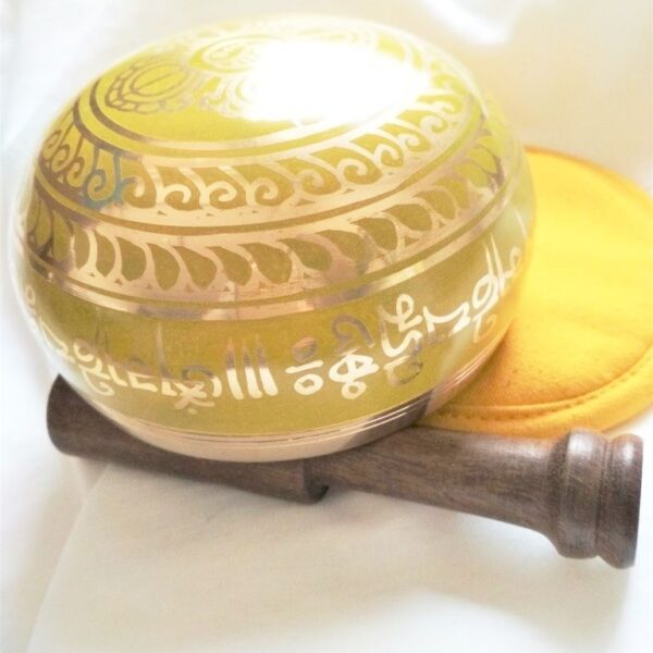 Tibetan singing bowl in yellow 11 cm - Image 3