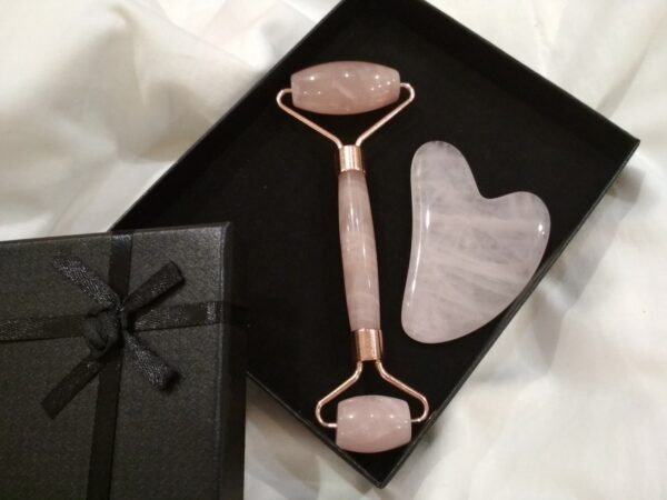 Rose quartz massager set